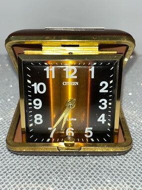 Vintage Citizen Bridgestone travel alarm clock manual winding, made in Japan